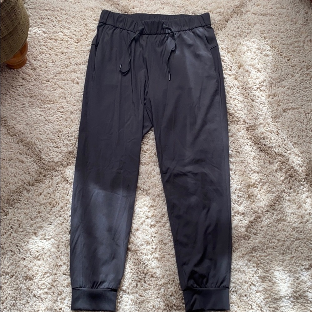 Women’s Tapered Yoga Pants